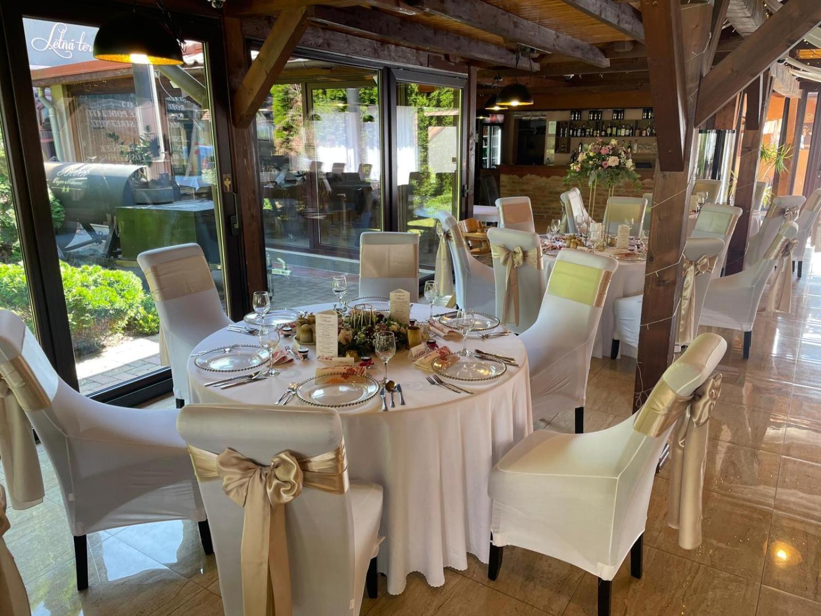 Penzion Bebek Filakovo Bagian luar foto